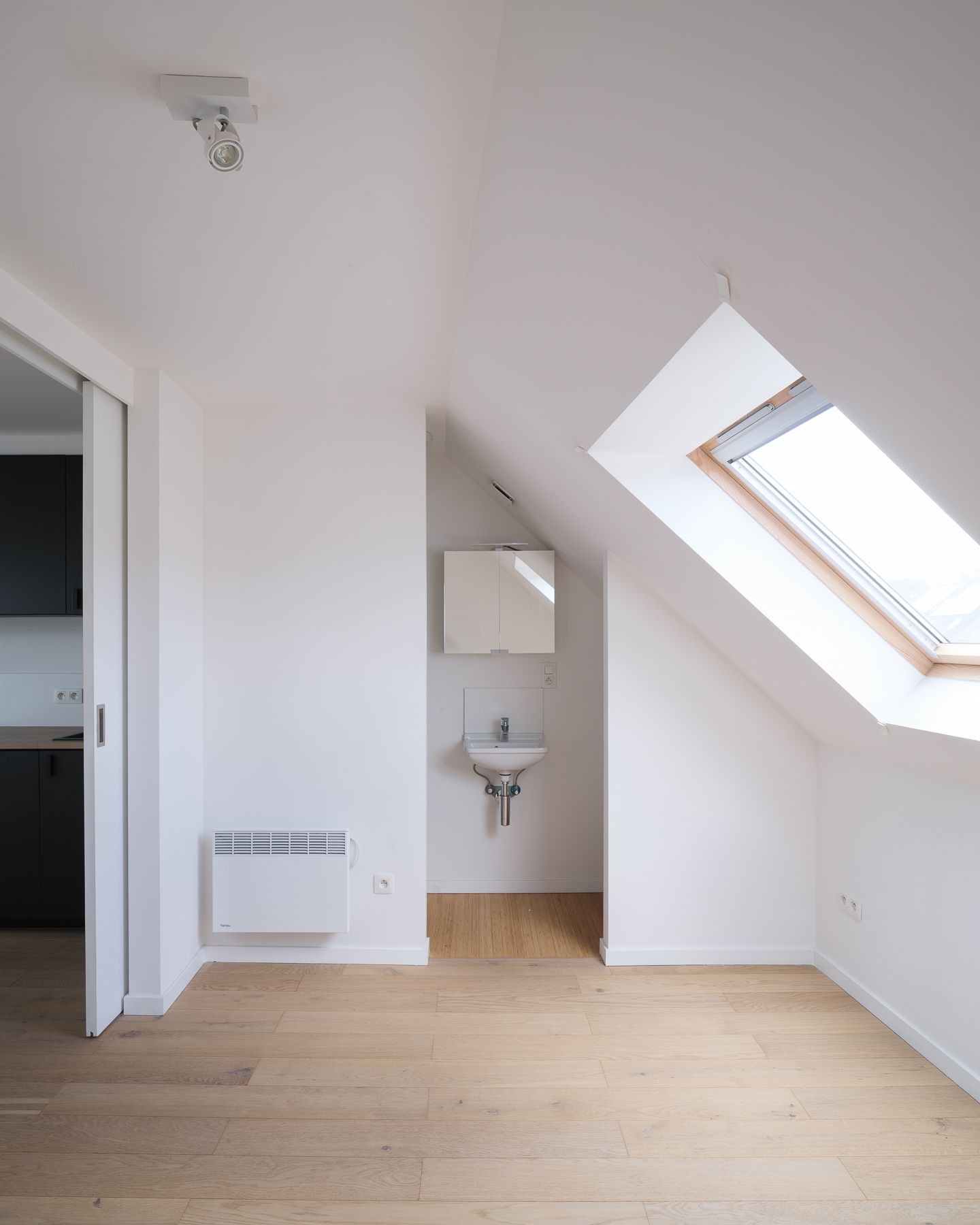 Gerenoveerde studio op centrale ligging foto 6