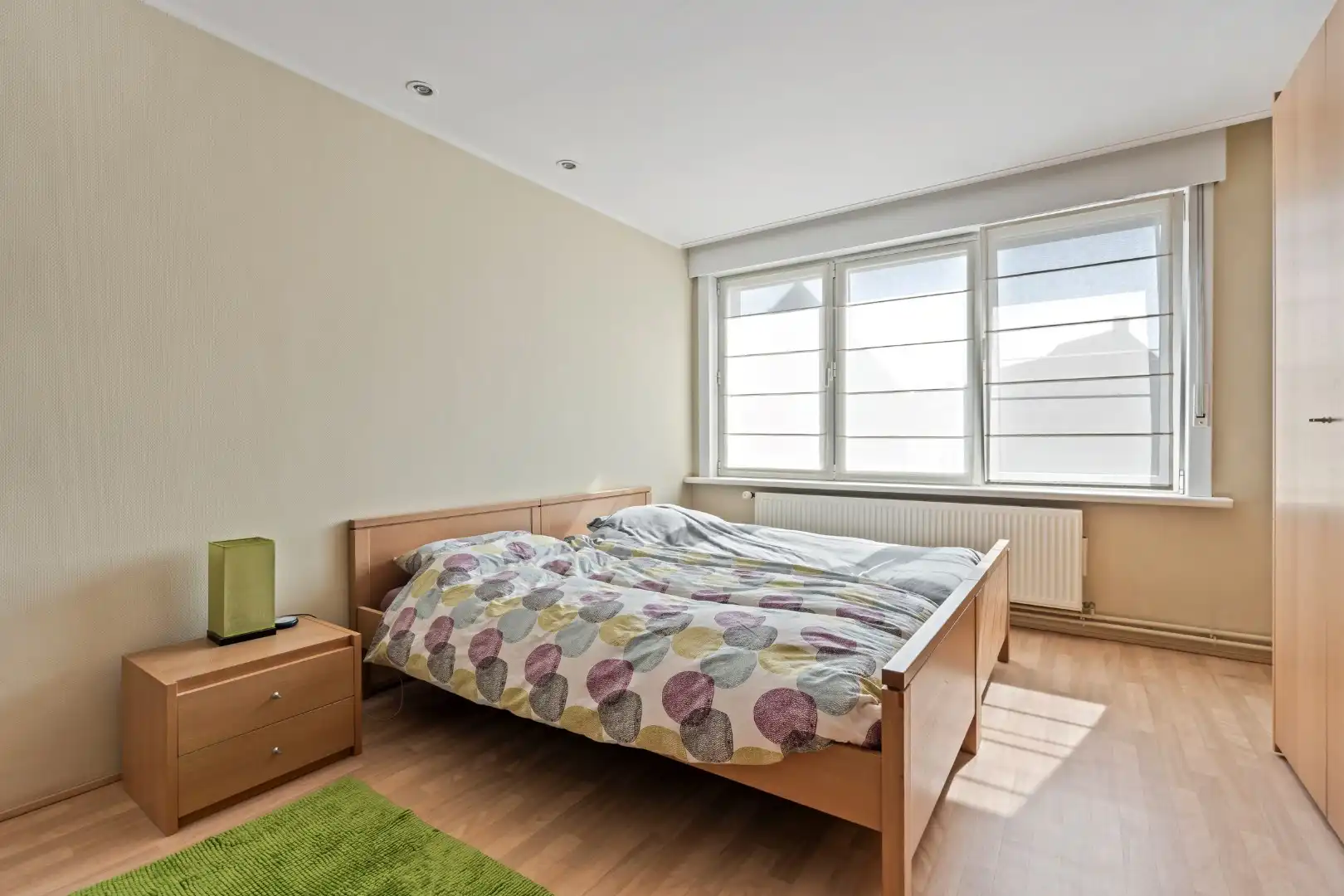 HANDELSRUIMTE + WOONST + VERHUURD APPARTEMENT foto 24