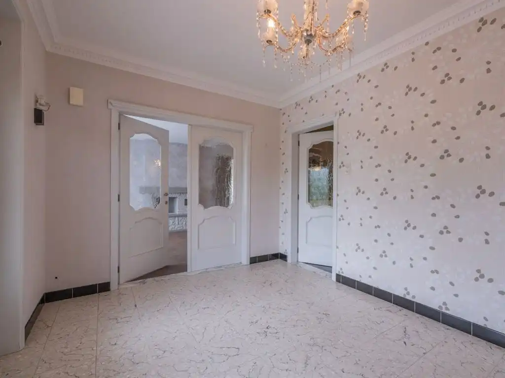 Goed onderhouden, op te frissen splitlevel woning foto 9