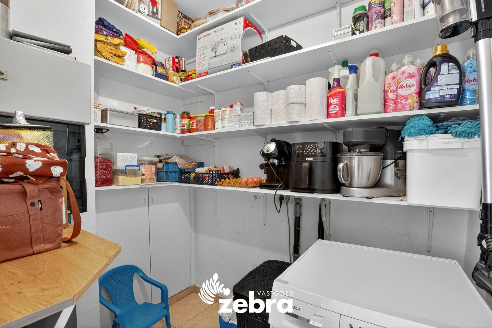 Instapklaar gelijkvloers appartement met ondergrondse garage in centrum Wingene. foto 13