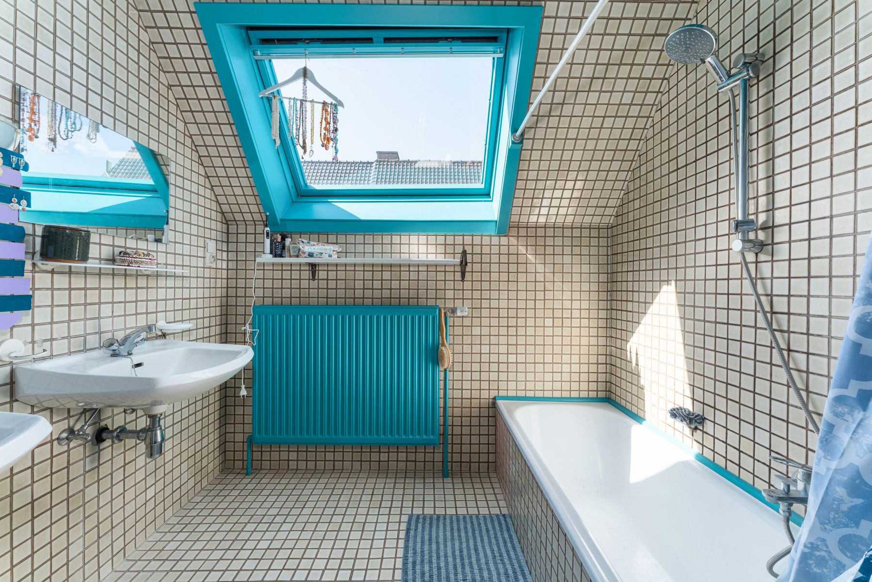 Appartement  met terras en balkon op de vierde verdieping van een kleinschalig appartementsgebouw foto 14