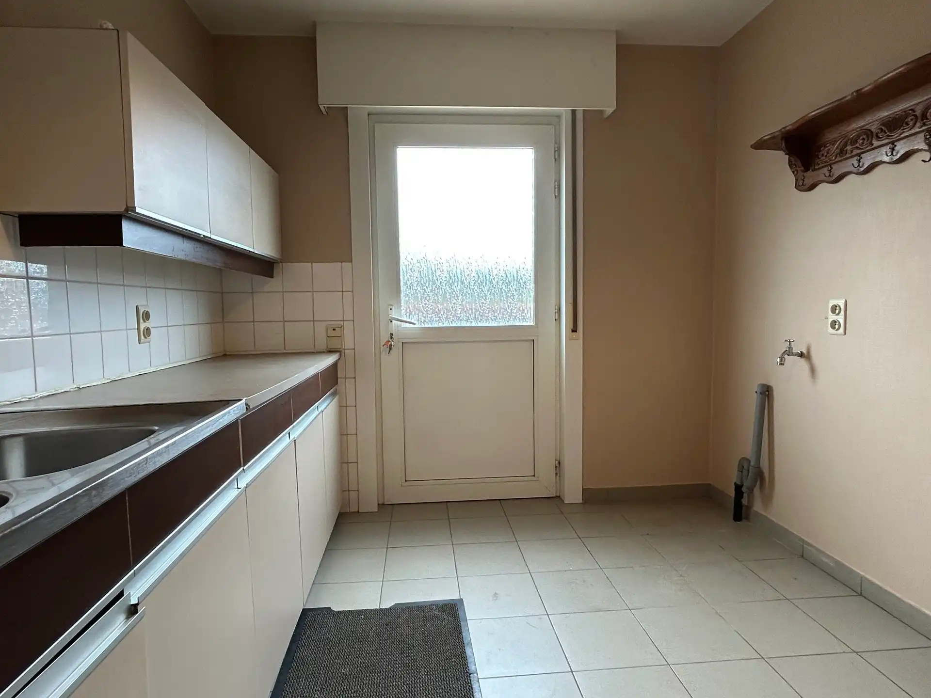Gelijkvloerse woning met 2 slaapkamers en garage foto 24