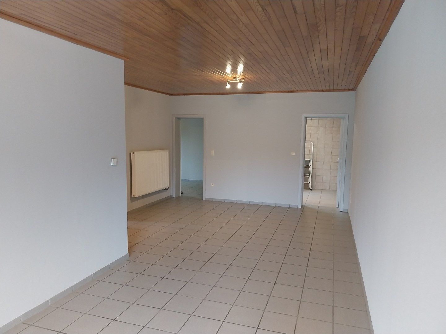 Rustig gelegen instapklaar gelijkvloers appartement foto 3