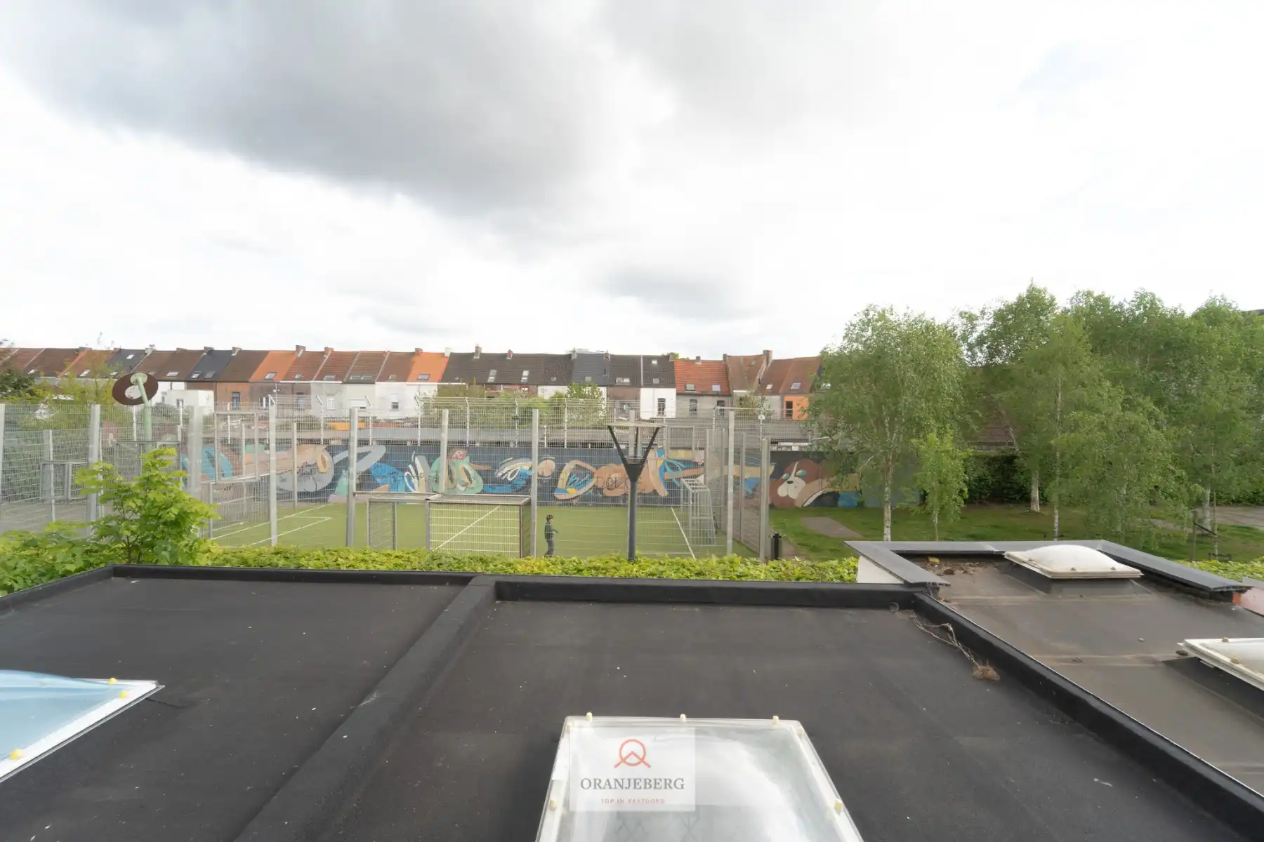 Lichtrijke gerenoveerde woning foto 18