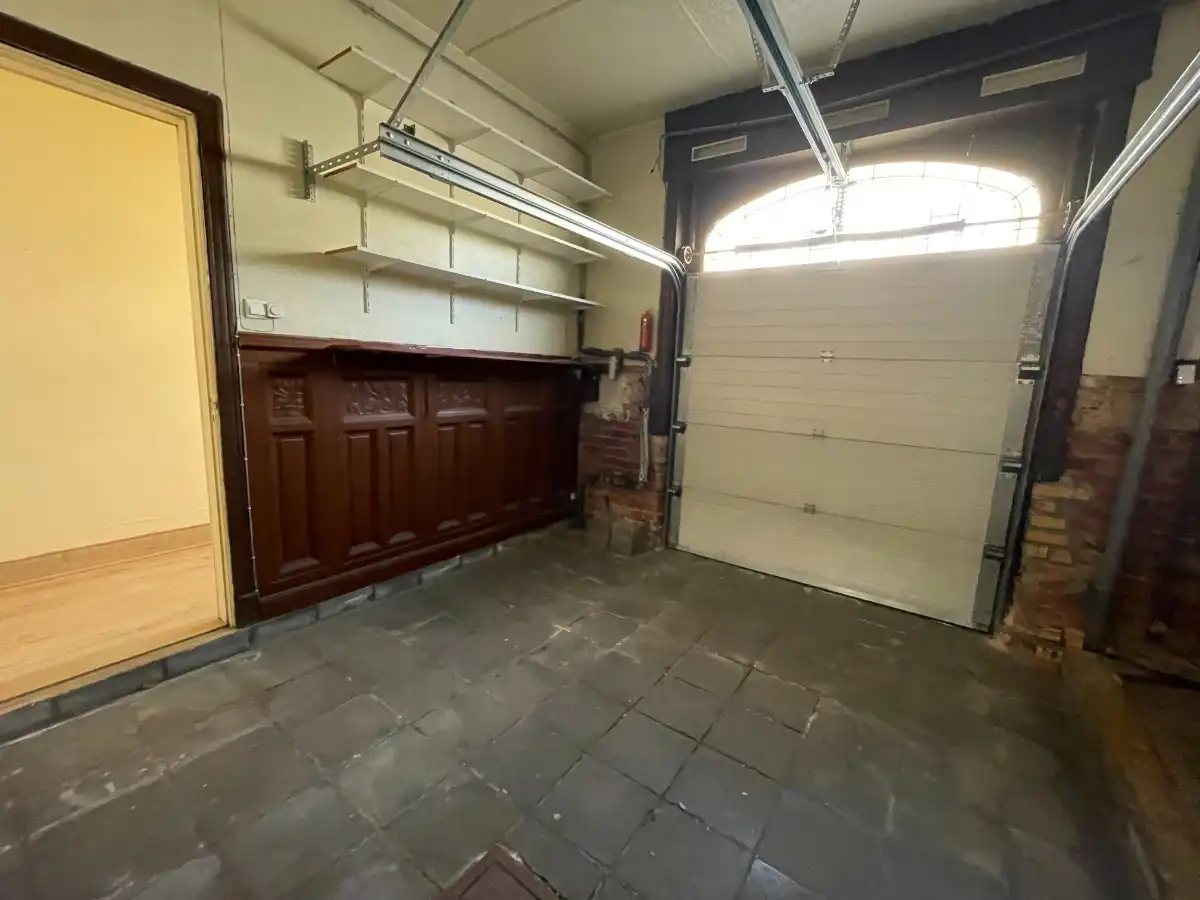 Ruime ééngezinswoning met garage en stadstuin/terras foto 5