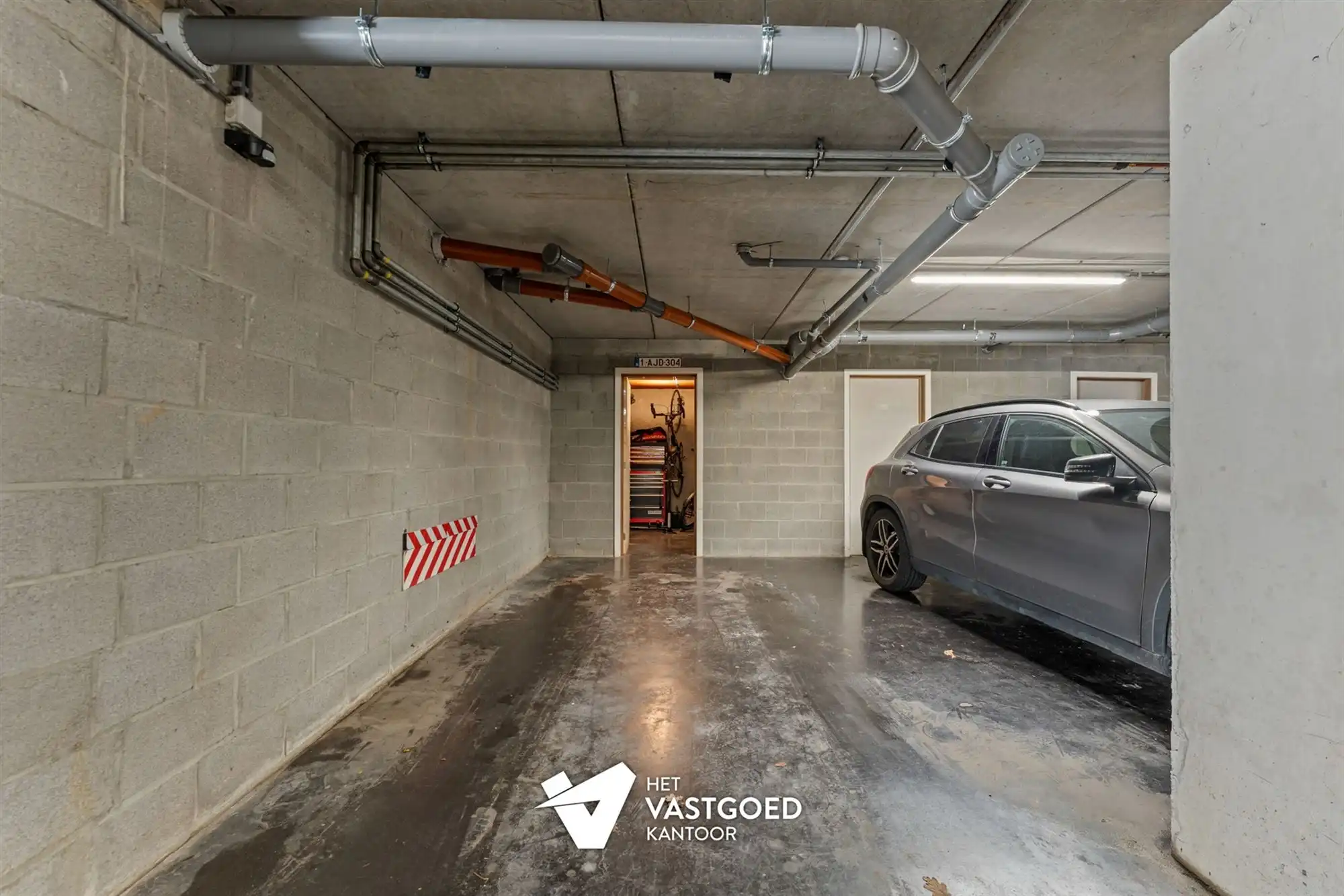 ZEER RUIM DUPLEX APPARTEMENT (158M²) MET 3 SLAAPKAMERS EN ONDERGRONDSE STAANPLAATS MET BERGING TE TESSENDERLO foto 29