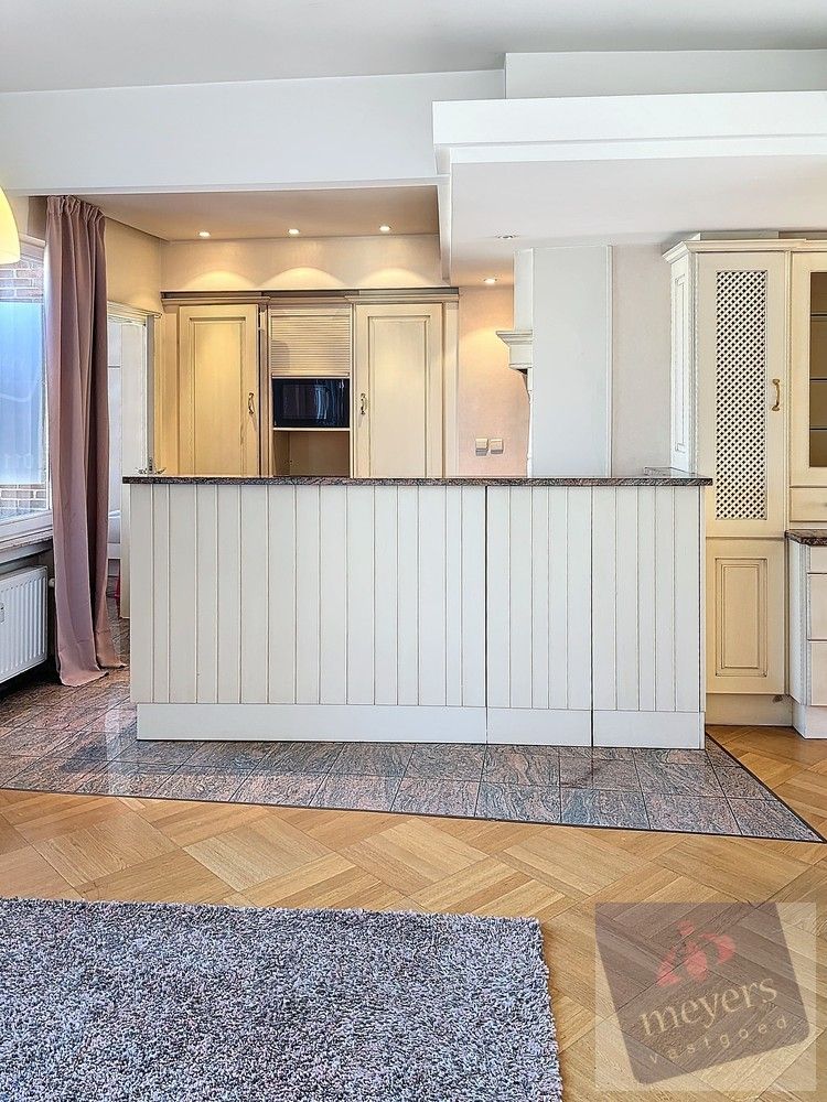 Unieke kans in hartje Hasselt – ruim appartement van 156 m² met optie tot opsplitsing foto 10