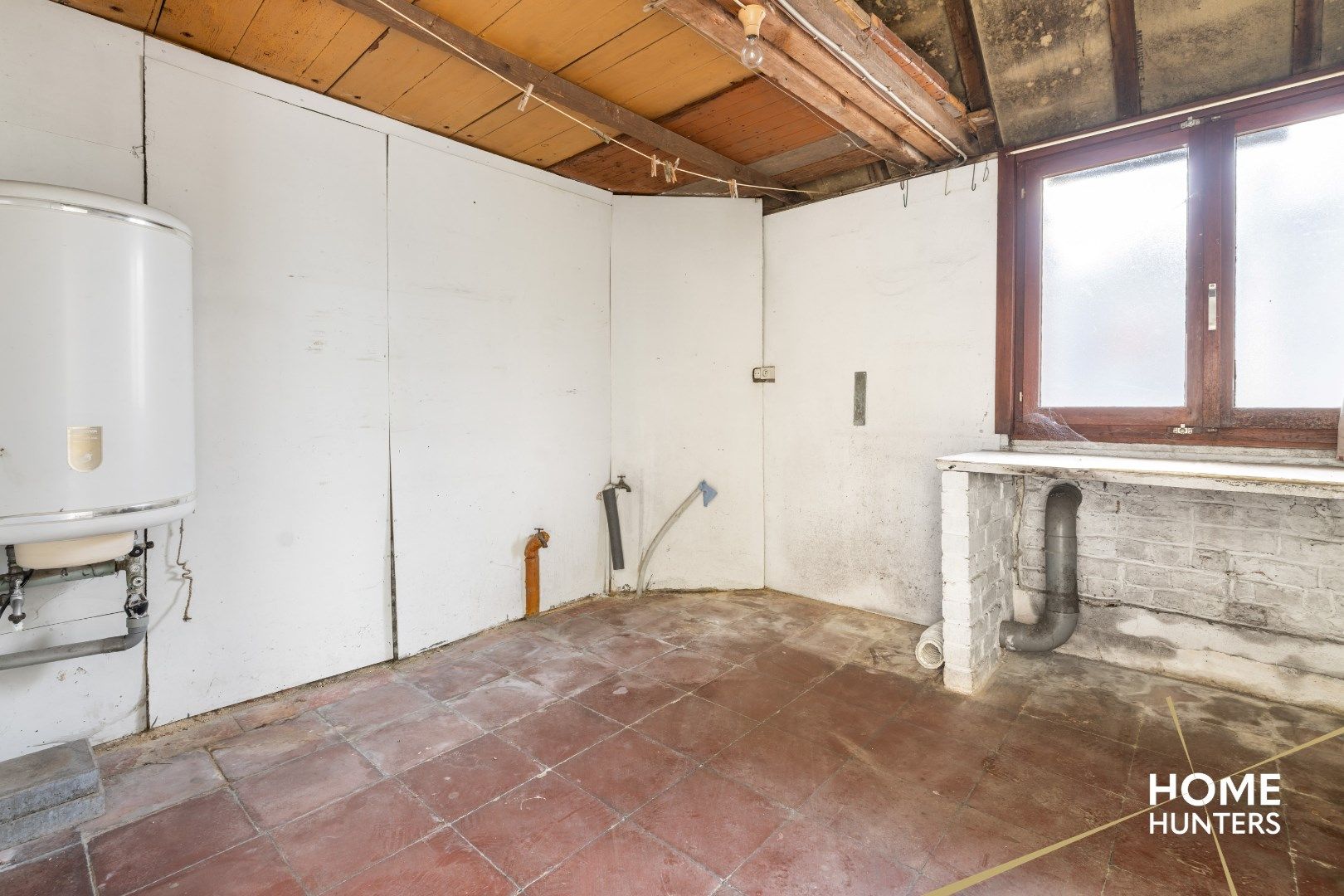 Te koop: Te renoveren woning met potentieel in hartje Lauwe foto 8