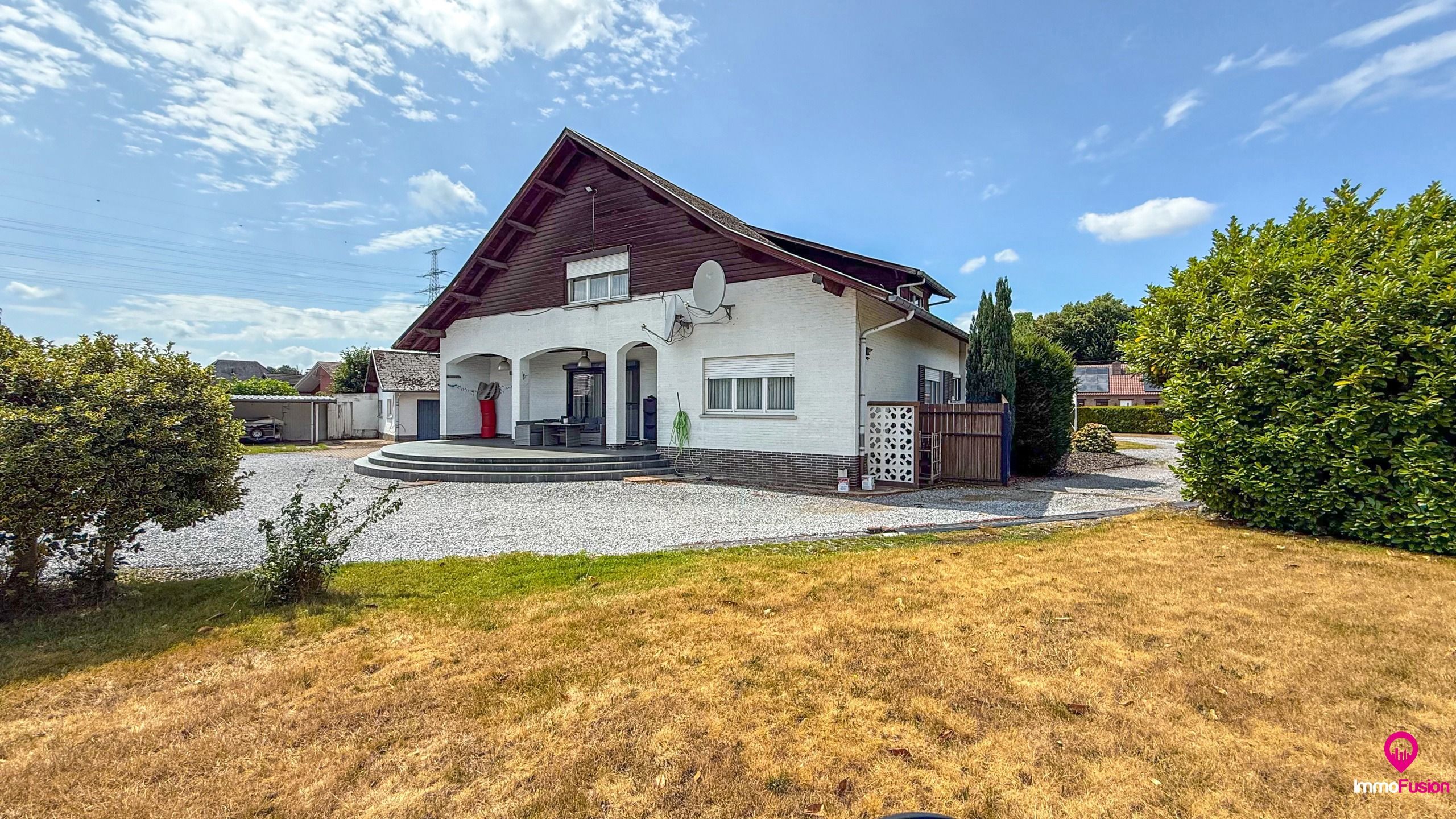 Instapklare, ruime woning met 6 slpks en enorme tuin op 26a! foto 57