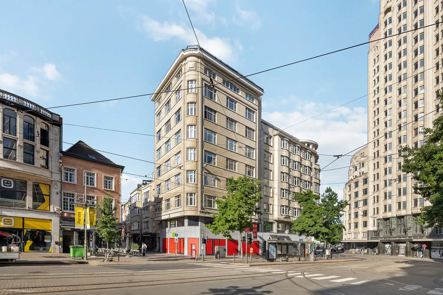 Stijvol en energiezuinig wonen in hartje Antwerpen, onder de iconische Boerentoren - 2 slk en 2 badk! foto 2