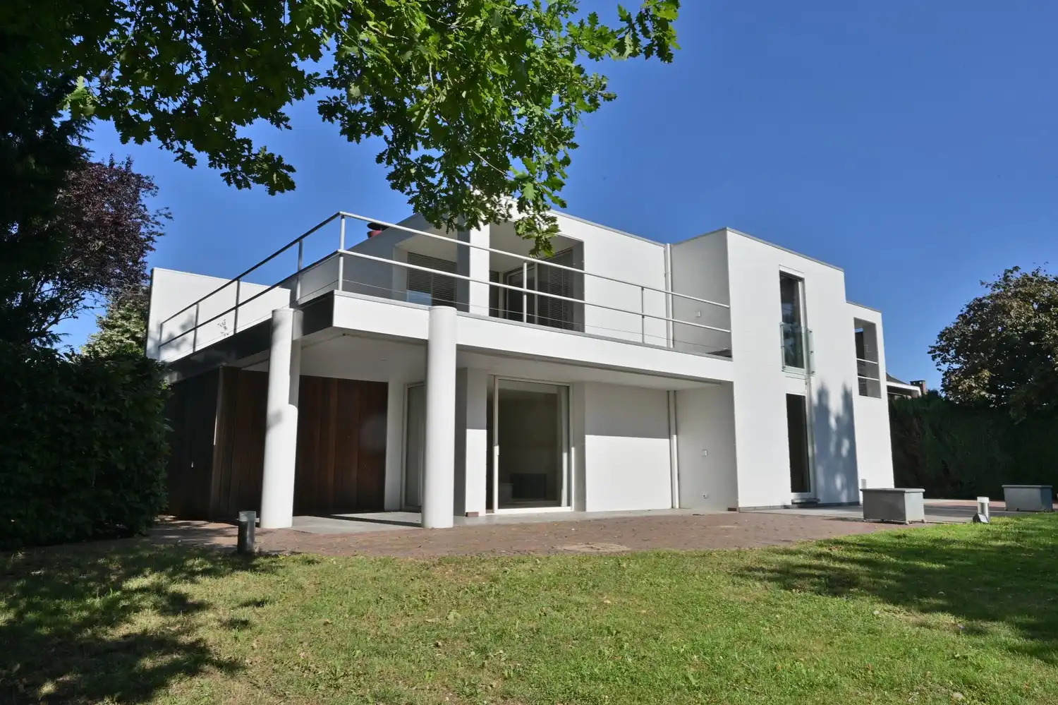 Moderen villa met 4 slaapkamers en 2 badkamers gelegen te Lanaken-Neerharen foto 8