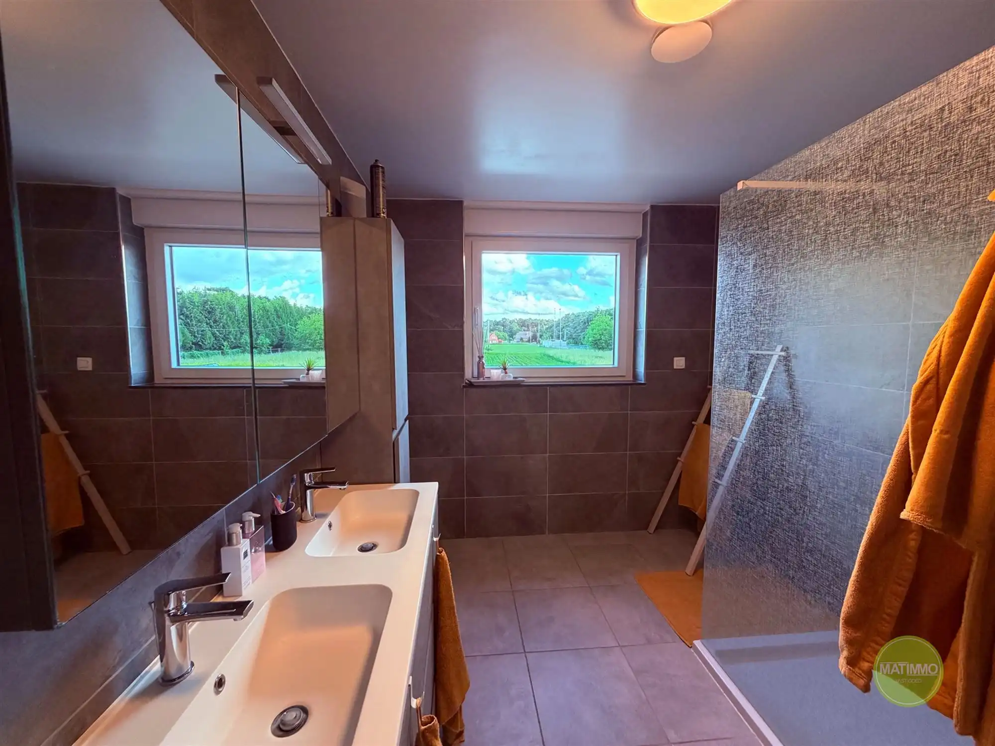 Moderne gezinswoning met 3 à 4 slaapkamers en tuin in Balen foto 18
