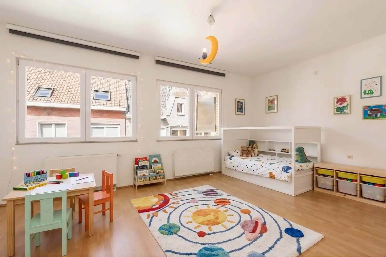 CENTRAAL GELEGEN INSTAPKLARE WONING foto 10