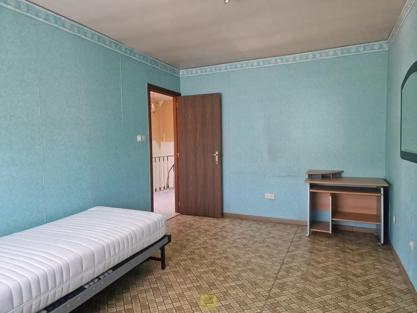 Gezinswoning met uitbreidingsmogelijkheden en uitstekende bereikbaarheid foto 14