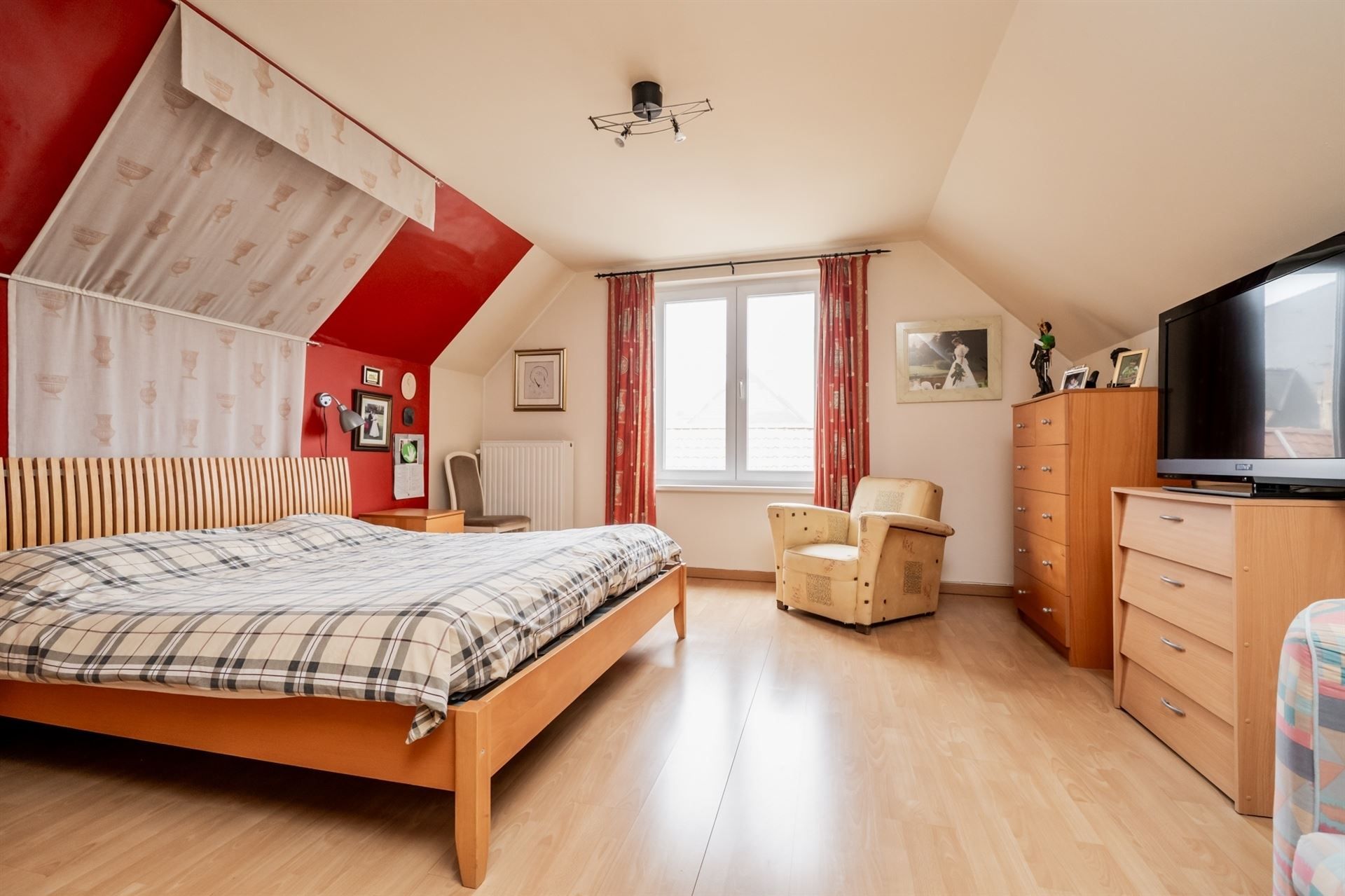 Handelshuis met authentieke elementen op de Korenmarkt! foto 22