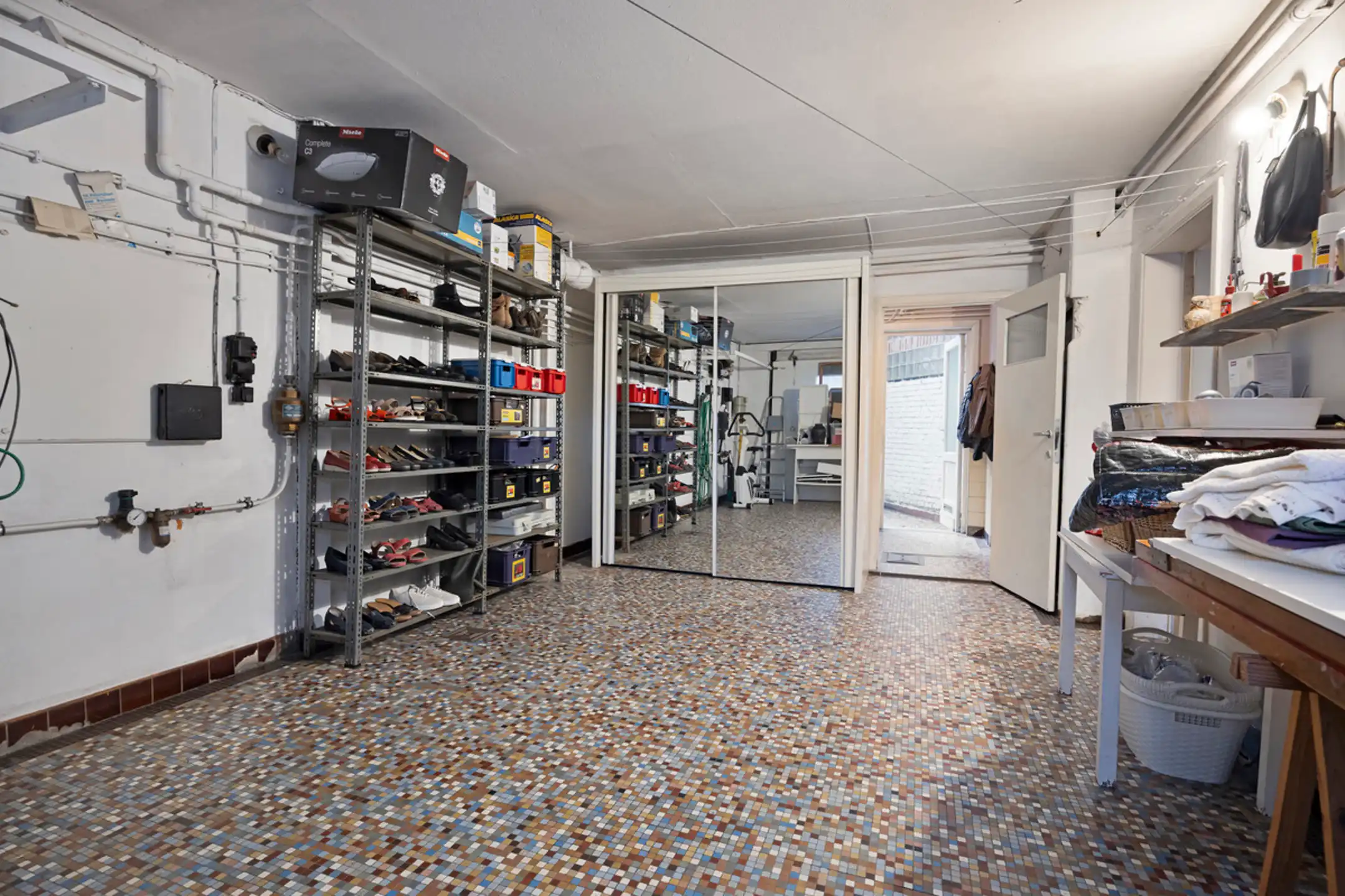 Gezellige rustig gelegen rijwoning 3 (slpk) met garage foto 33