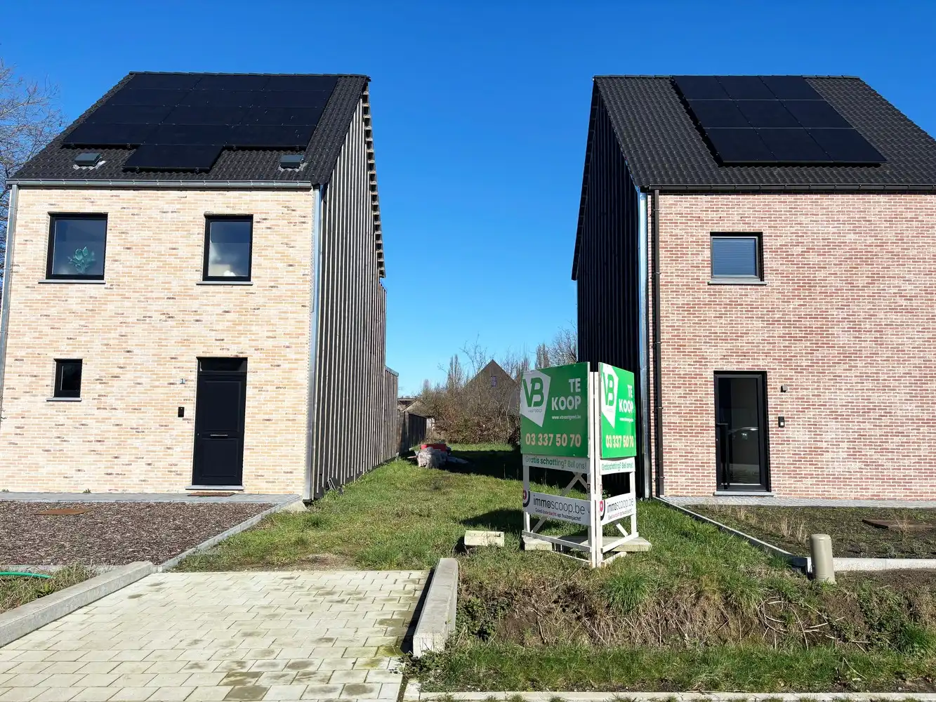 Bouwgrond te koop in Broechem (265 m²) foto {{pictureIndex}}