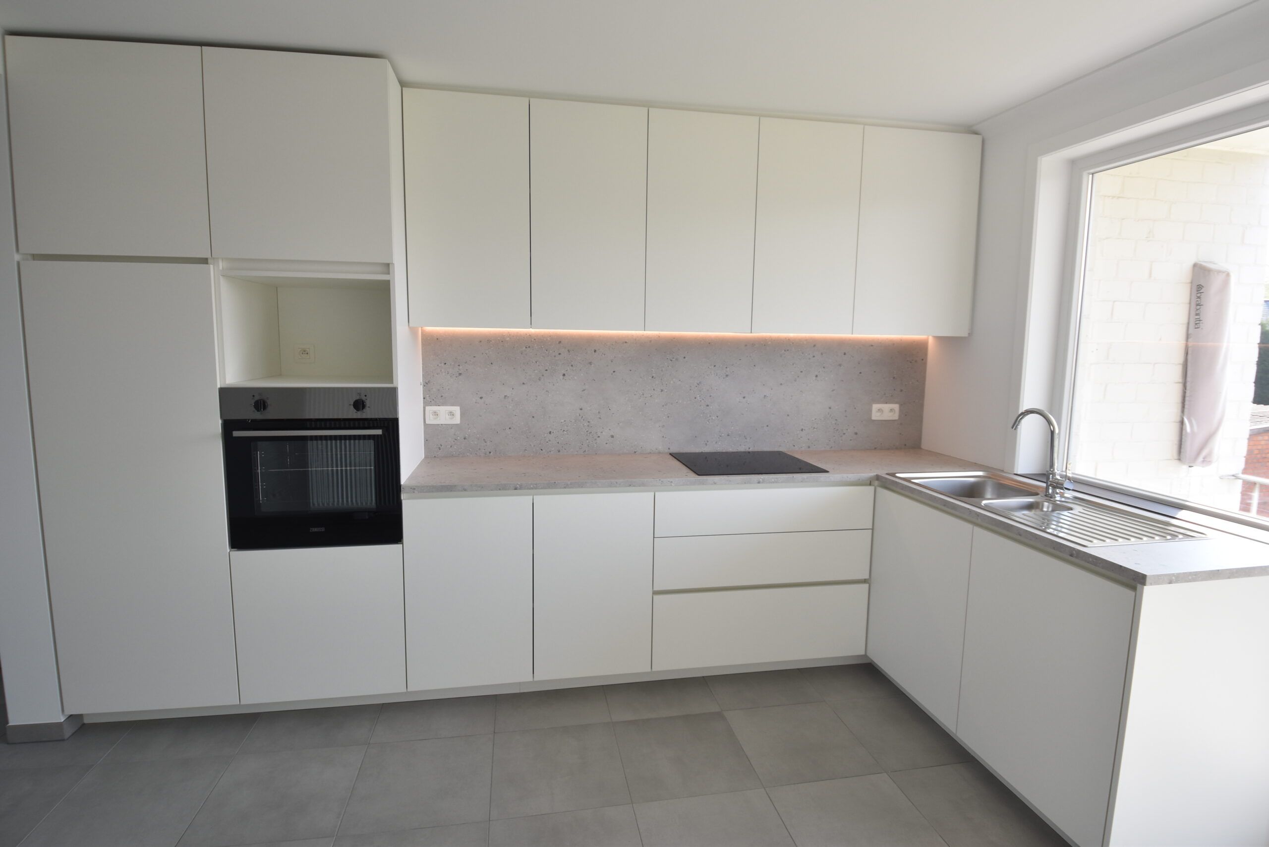 Instapklaar, gerenoveerd appartement met 2 slaapkamers en garage – Nieuwkerken-Waas foto 6