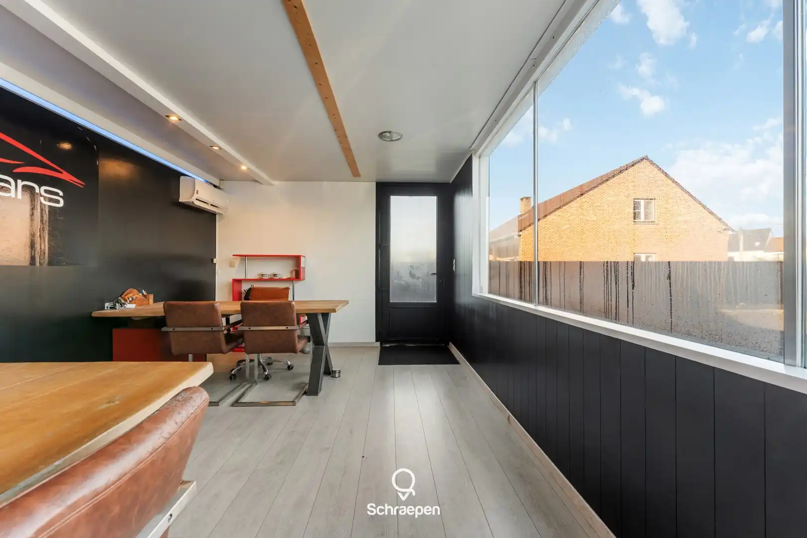 Uitstekend gelegen handelspand (305 m²) met véél parkeergelegenheid/buitenruimte te Zonhoven! foto 12