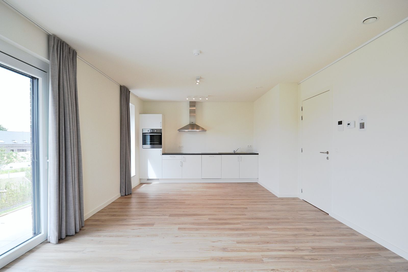 Nieuwbouwassistentieflat (2 slaapkamers) met dienstverlening! foto 2