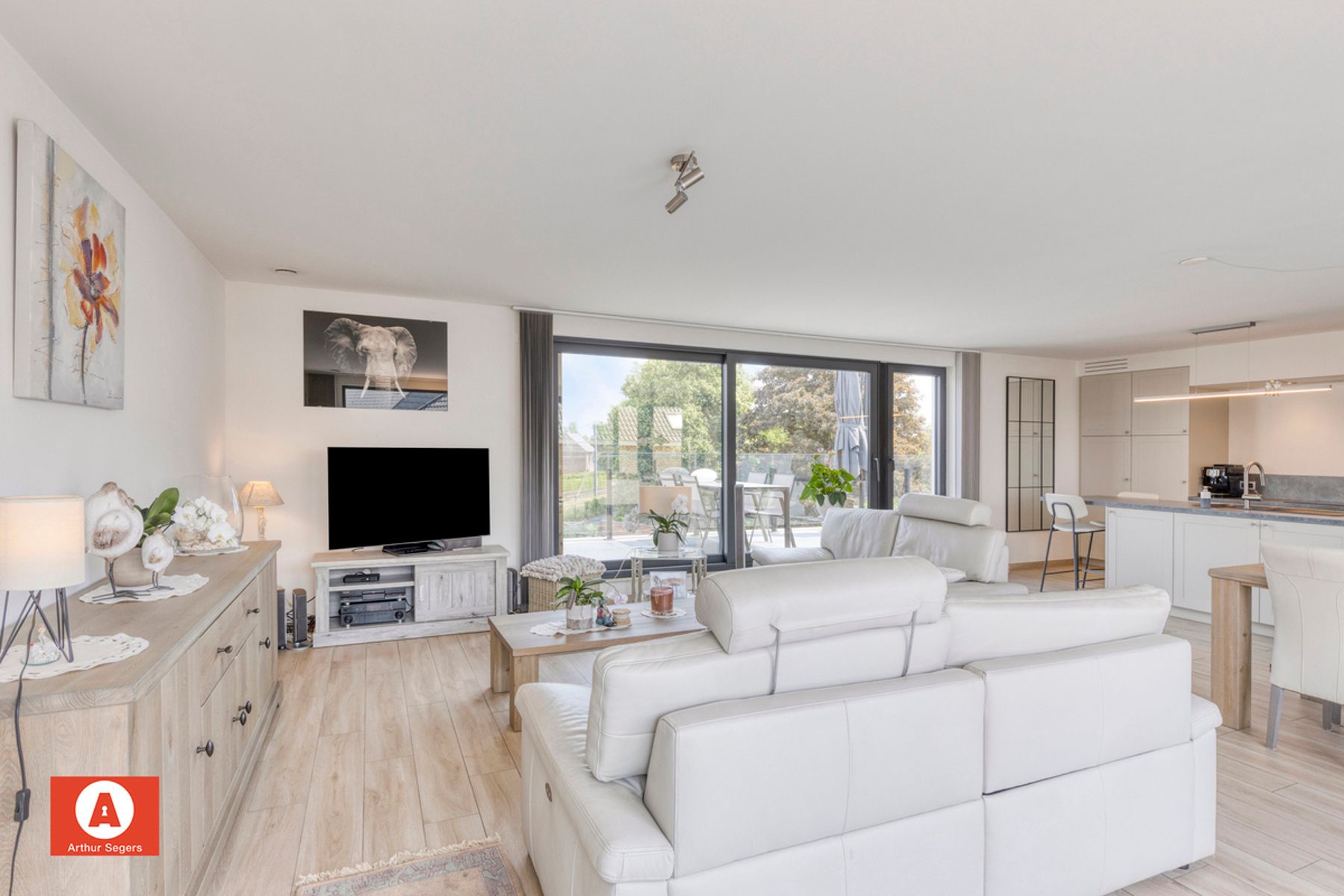 Luxe BEN-penthouse met 2 terrassen en autostaanplaats foto 13