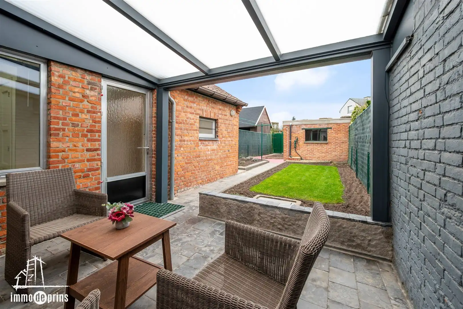 Woning met garage foto 22