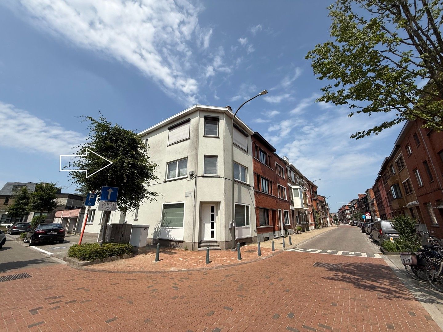 ()=>{if(producerUpdateValueVersion(node),producerAccessed(node),node.value===ERRORED)throw node.error;return node.value} Runkstersteenweg 233 bus 2 - 3500 Hasselt