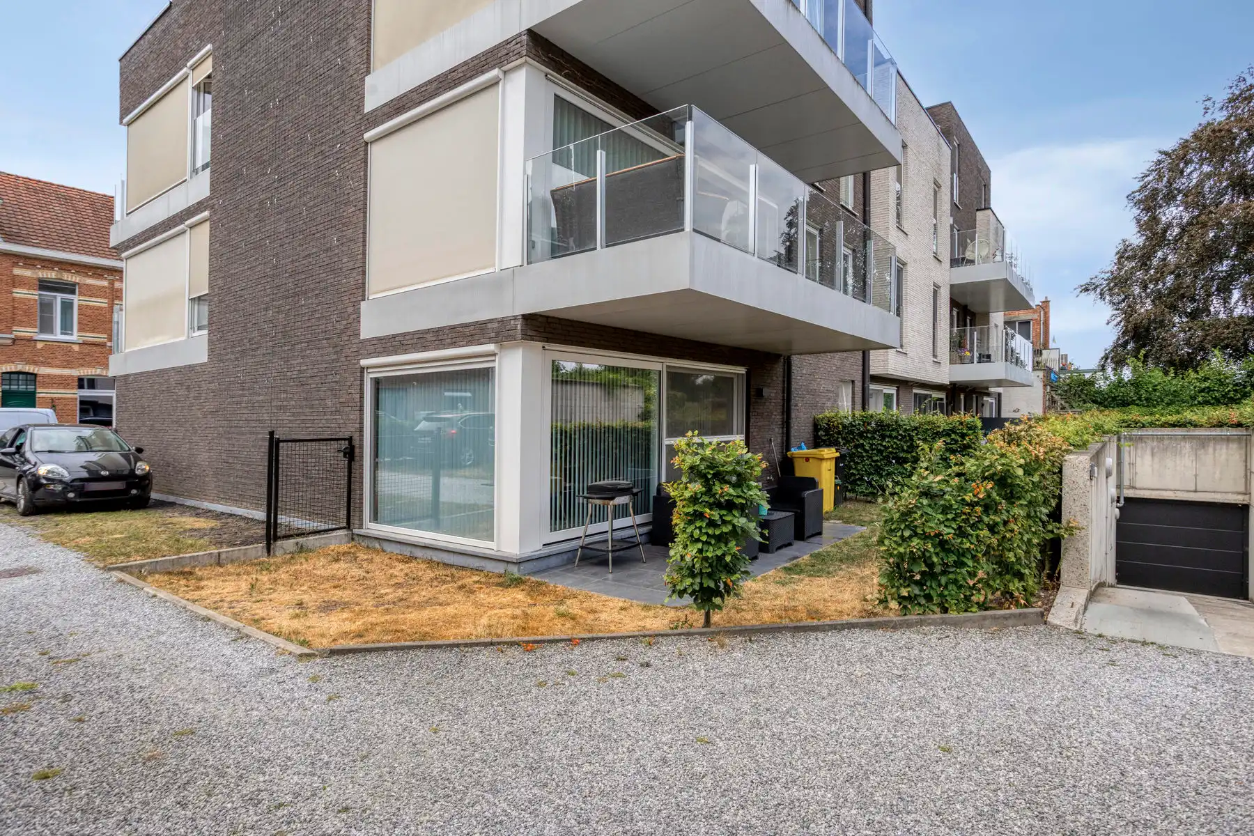 Prachtig gelijkvloers BEN-appartement met terras en parking foto 23