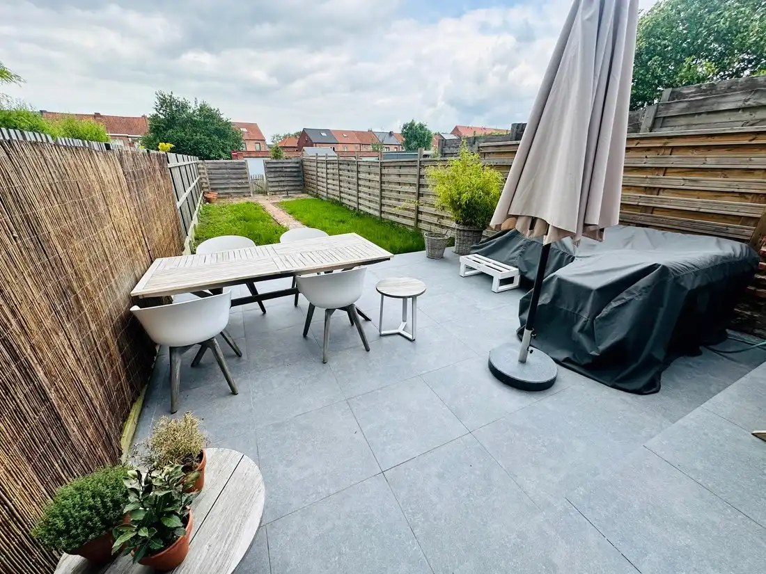 Moderne rijwoning in Hasselt met tuin, terras en 3 slaapkamers foto 15
