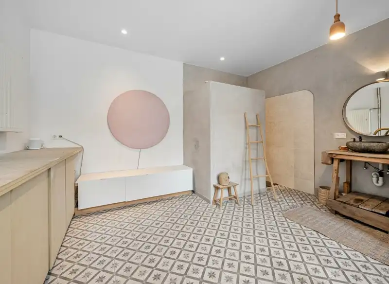 Karaktervolle interbellumwoning met loods nabij de Markt van Gavere foto 28