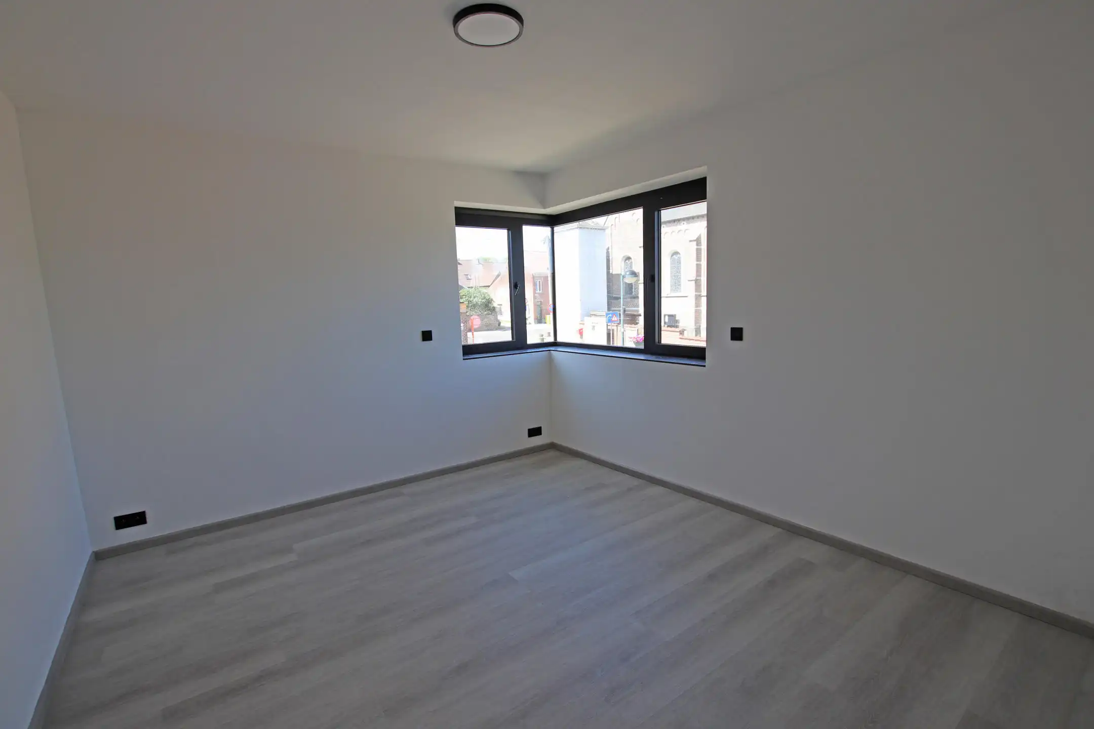 Te huur foto 12