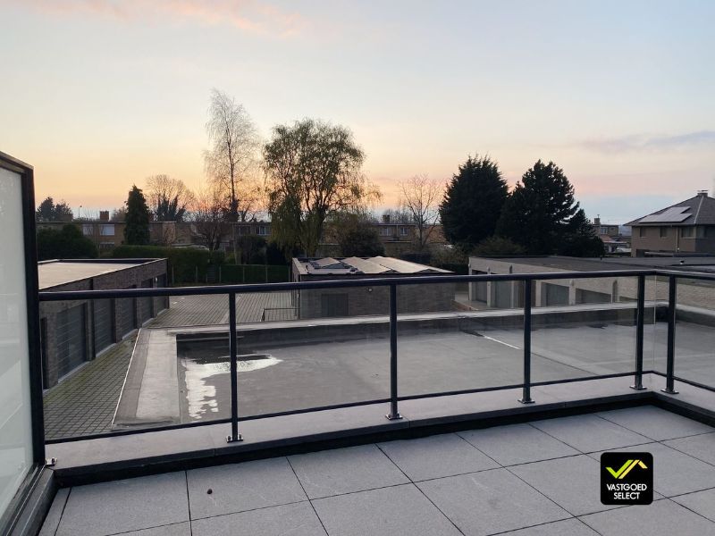 Te huur: Ruim en modern appartement in rustige omgeving te Adegem foto 6