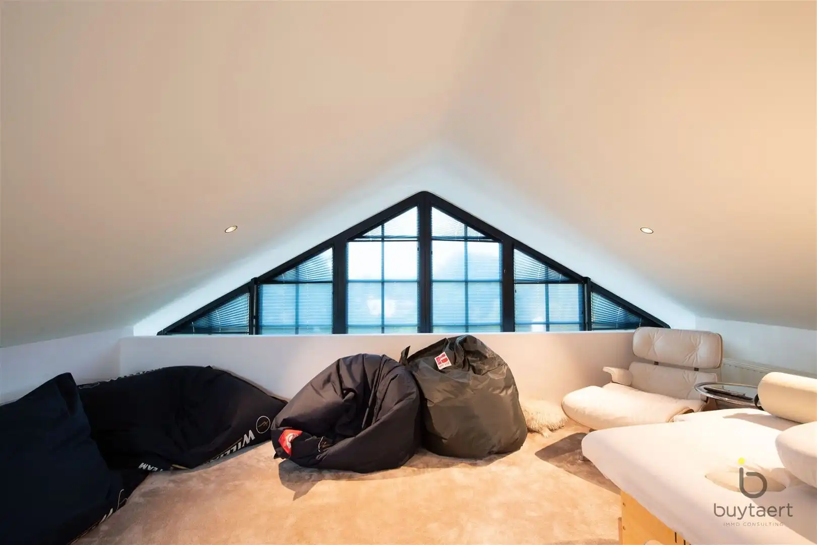 Luxe duplex appartement in hartje Schilde. foto 28