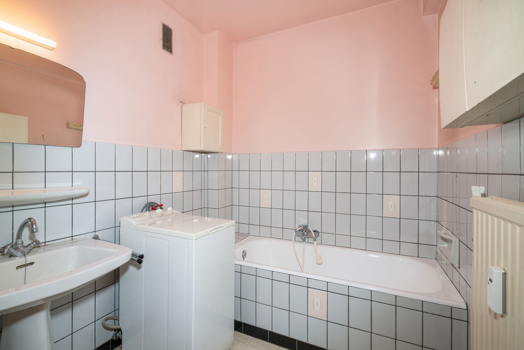 Lichtrijk appartement 2 slaapkamers, 2 terrassen, garagebox foto 12