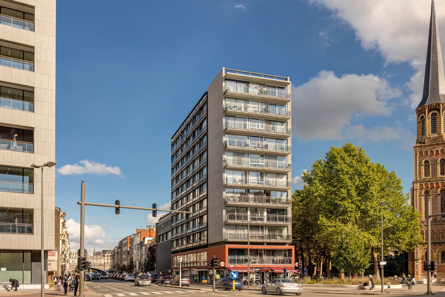 IN OPTIE: kevin@wellimmo.net voor meer info! Deels te renoveren studio (44m²) op toplocatie aan het Stadspark met gunstig EPC (B)! foto {{pictureIndex}}