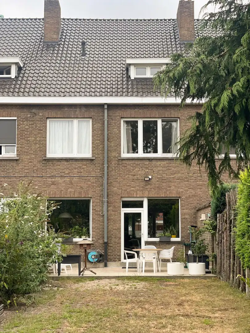 Karaktervolle woning uit 1940 met zuidwest gerichte tuin nabij Brugge foto 3