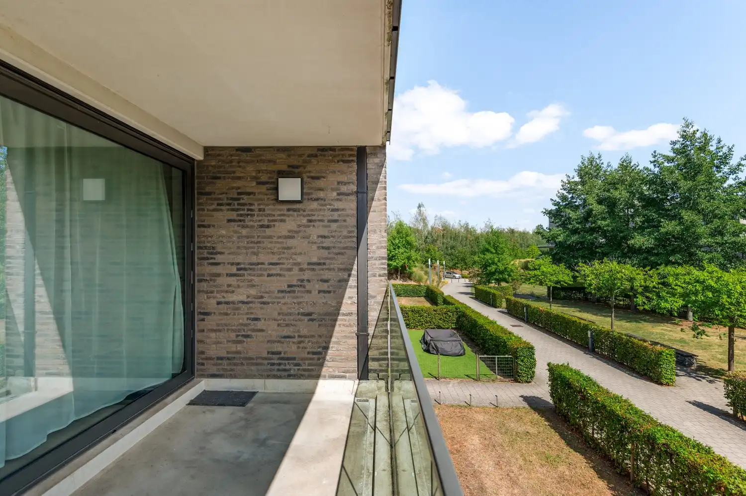 Tweeslaapkamer appartement met ruim terras en dubbele staanplaats! foto 12