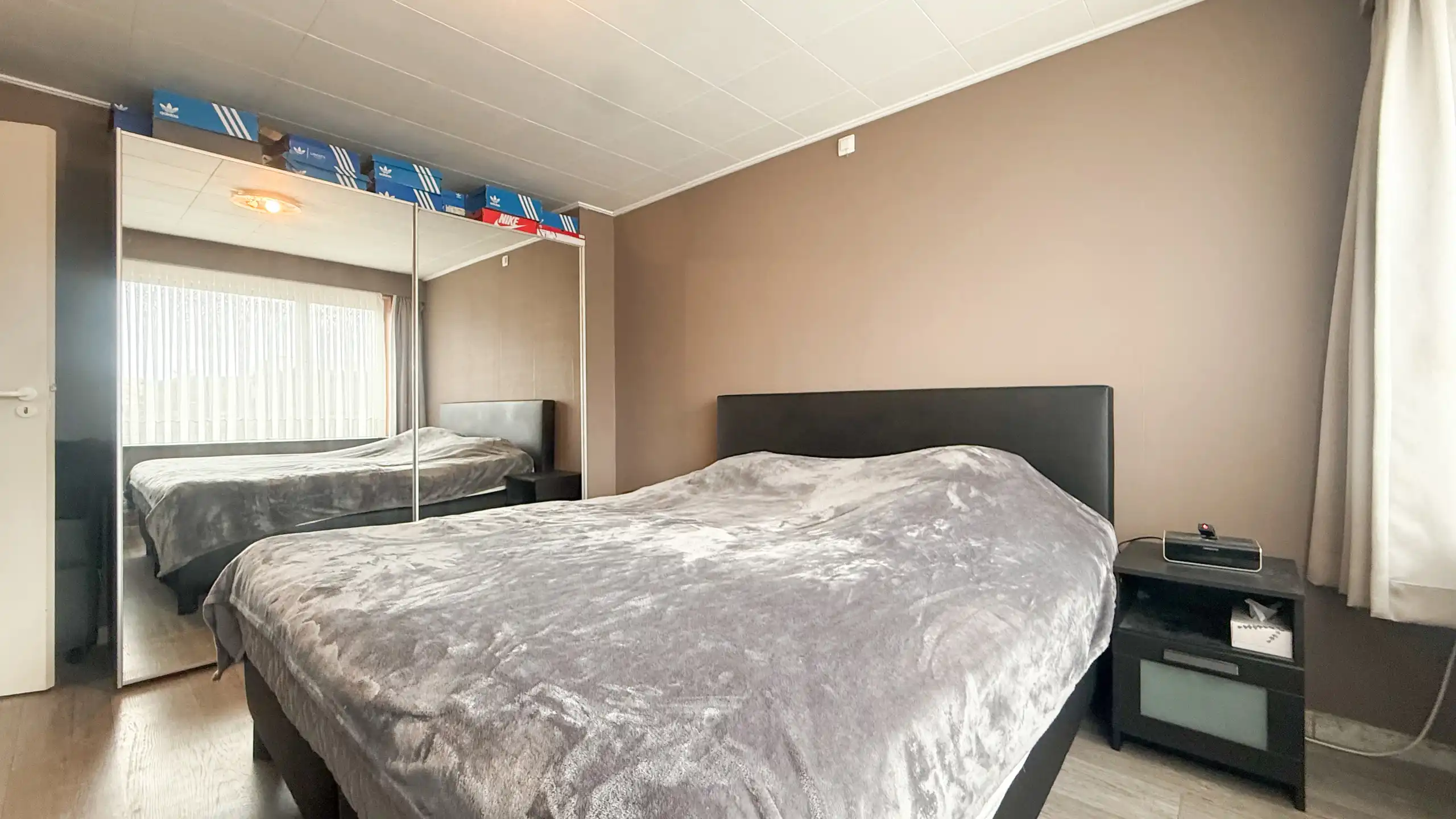 Instapklare woning met 3 slaapkamers op toplocatie! foto 38