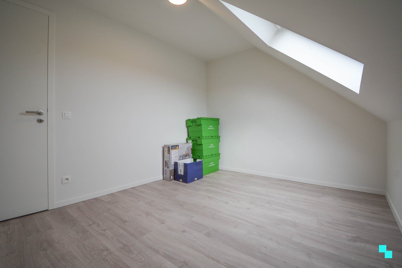 Nieuwbouwwoning met vier slaapkamers te Roeselare foto 11