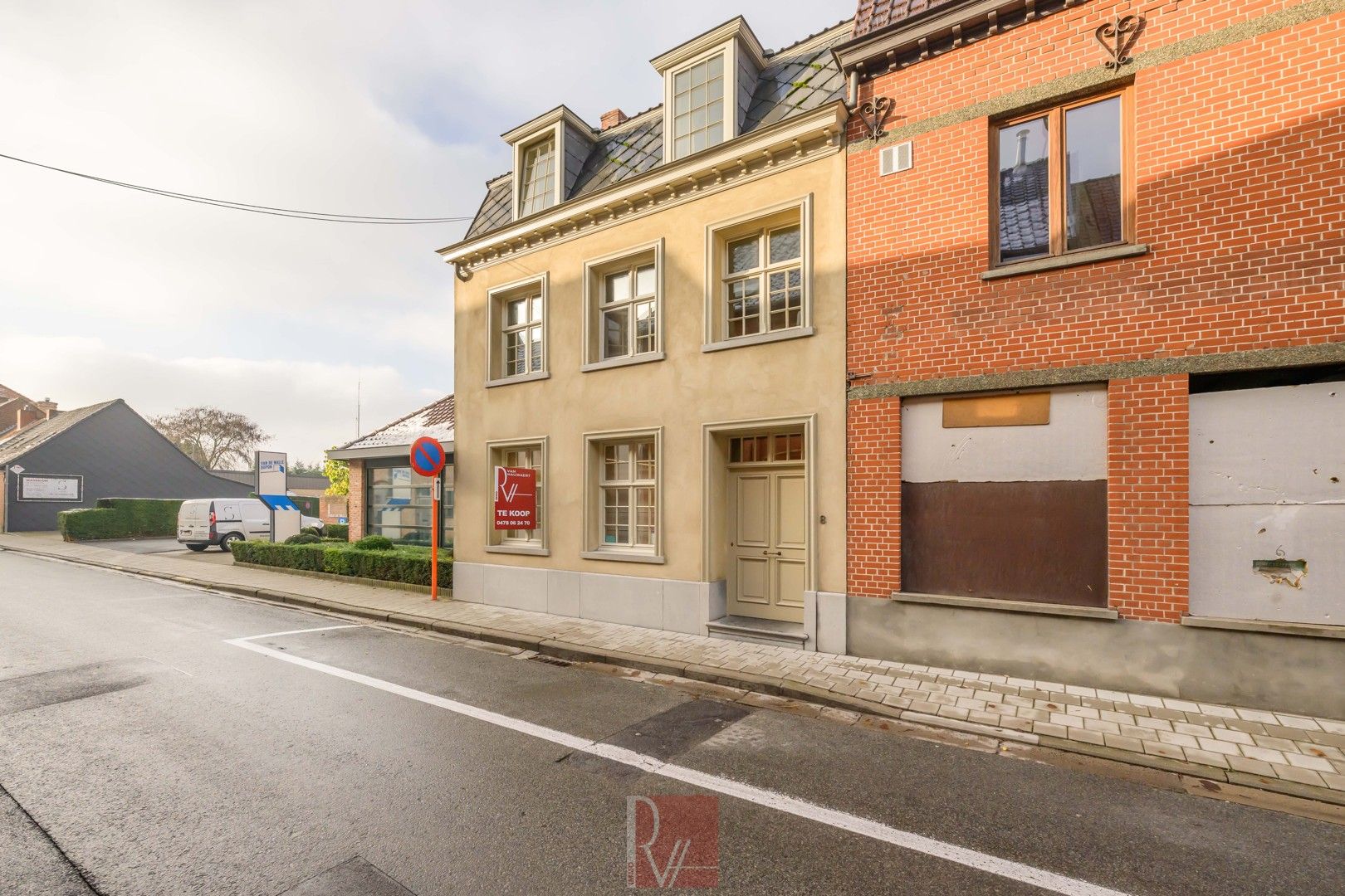 Ruime instapklare woning te koop in Aarsele (Tielt) foto {{pictureIndex}}