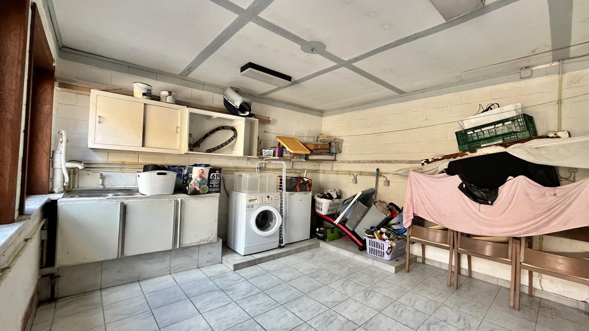 Gezellige halfopen woning met 2 kamers, ruime tuin, oprit en zoveel meer. foto 16