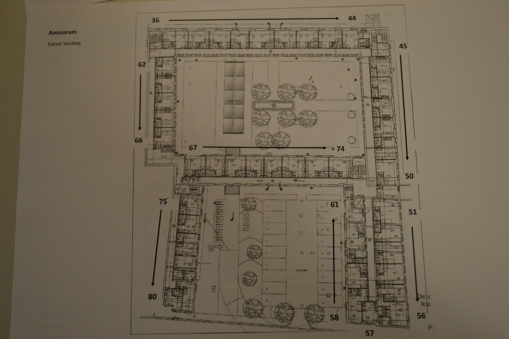 Prachtige Studenten studio centrum Brugge in een oase van rust! foto 8