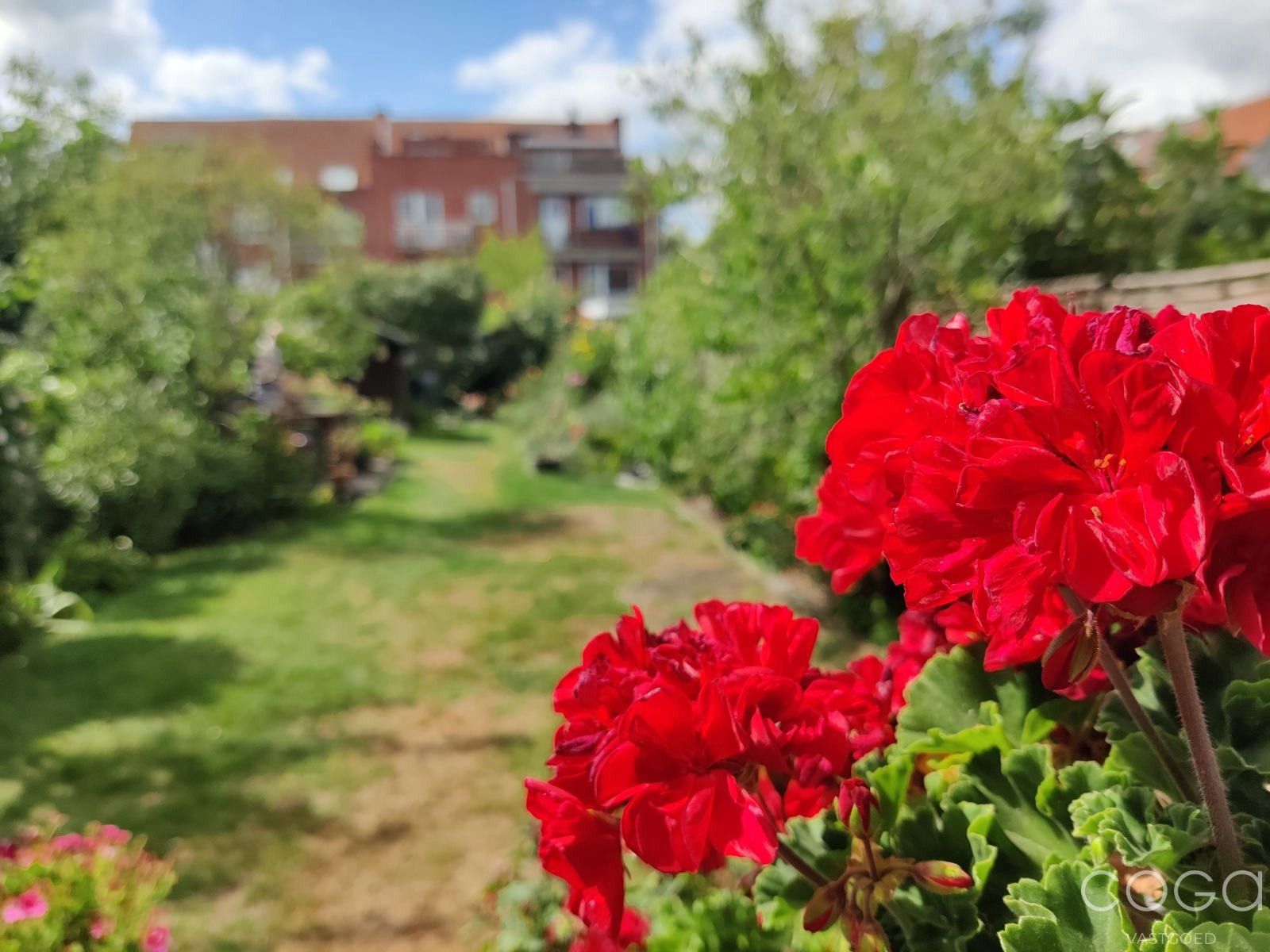 Woning met 4 slaapkamers, garage en tuin foto 33