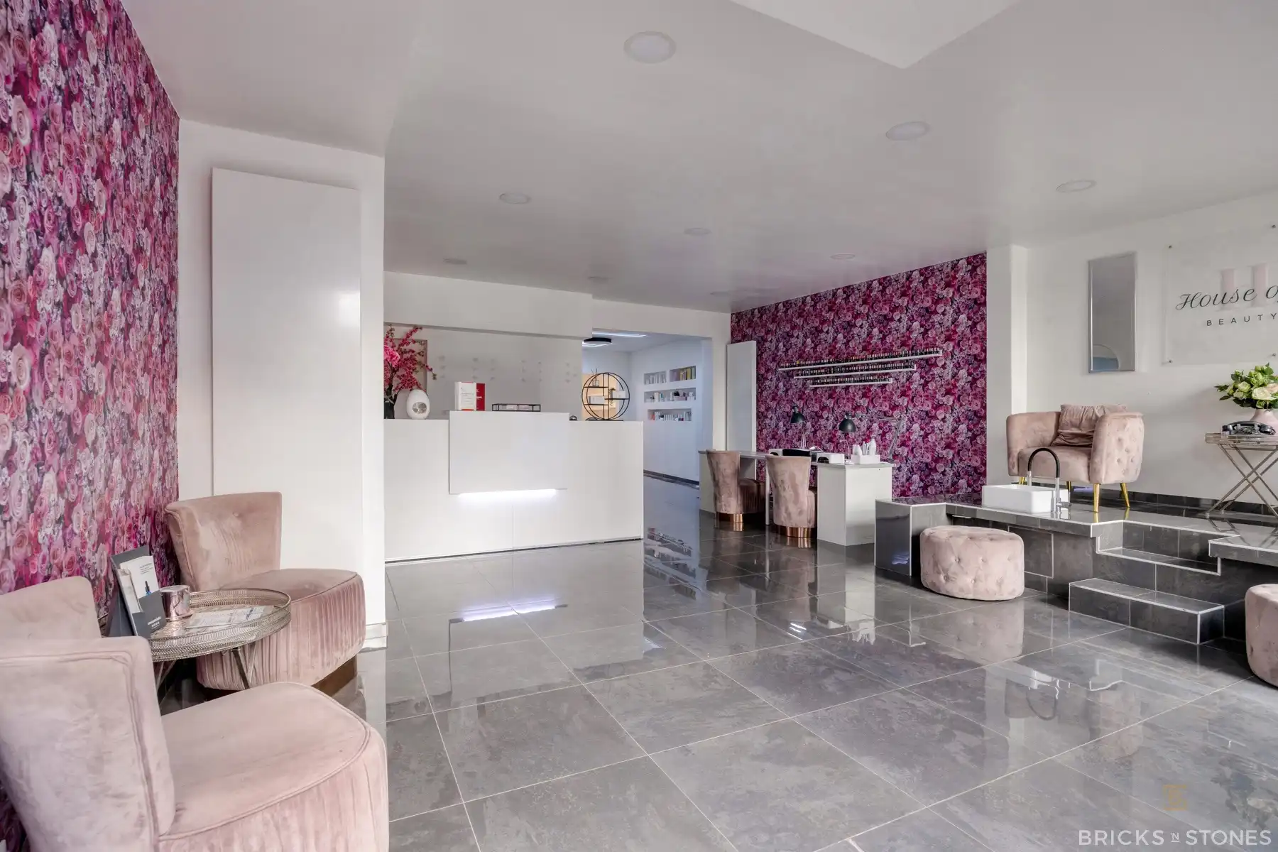 Mooie handelspand op het gelijkvloerse in het centrum! foto 2