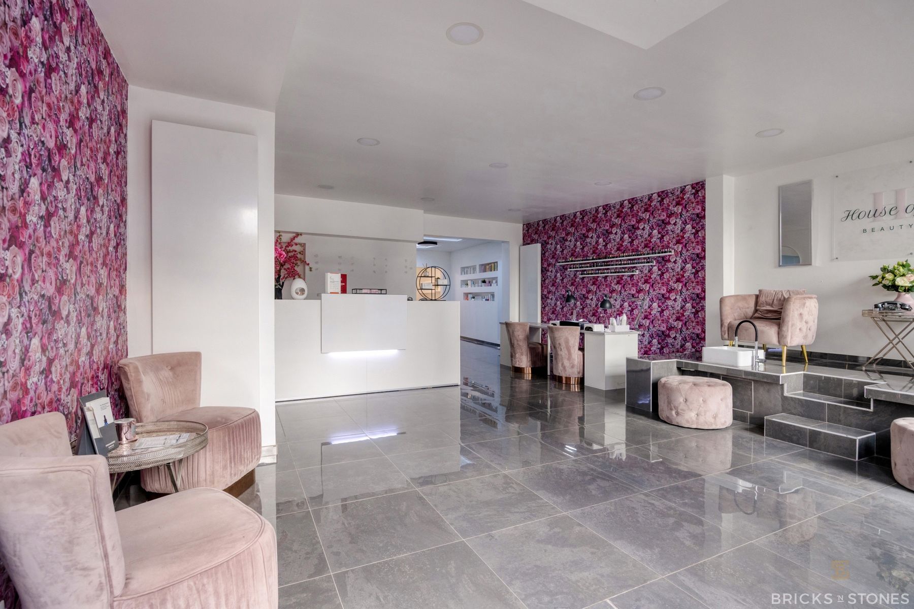 Mooie handelspand op het gelijkvloerse in het centrum! foto 2