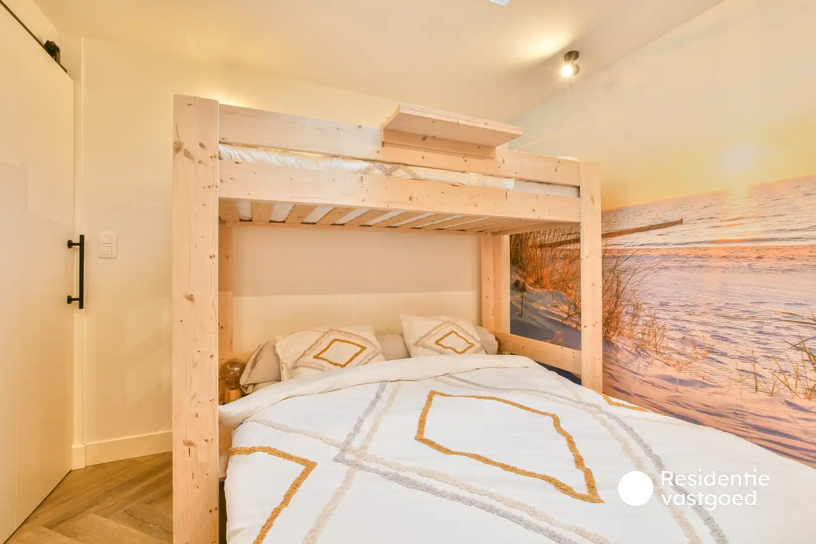 Volledig vernieuwd appartement te koop - achterkant zeedijk Wenduine! foto 9