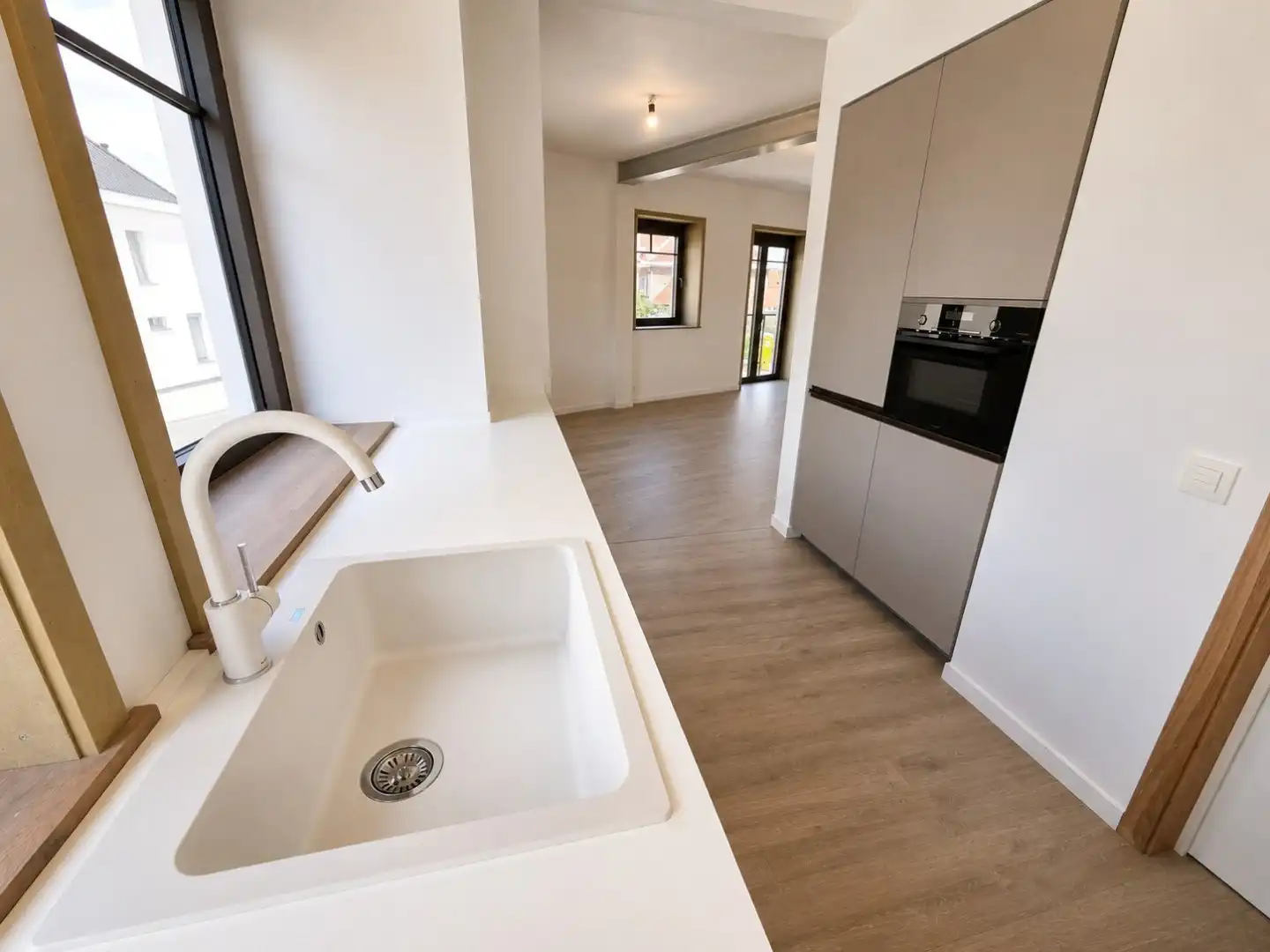 Leuk appartement met 2 slaapkamers & terras - Pius X foto 9