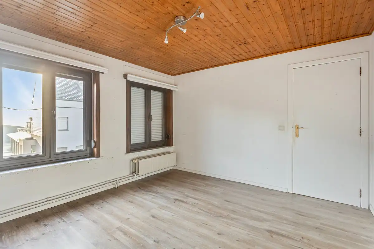 Ruime woning met 3 slaapkamers! foto 14