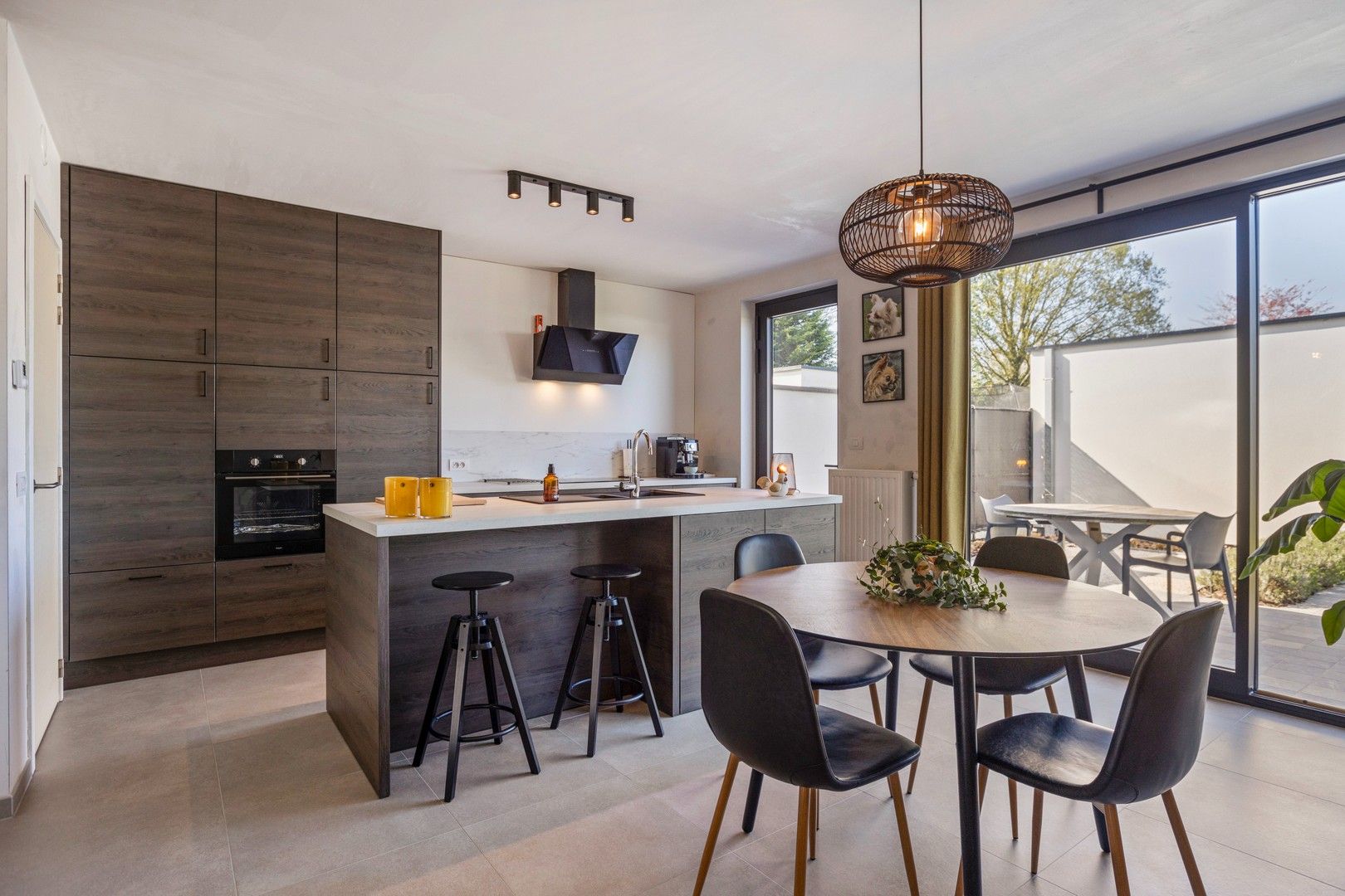 Moderne nieuwbouwwoning met 4 slpks en garage in Jabbeke foto 4