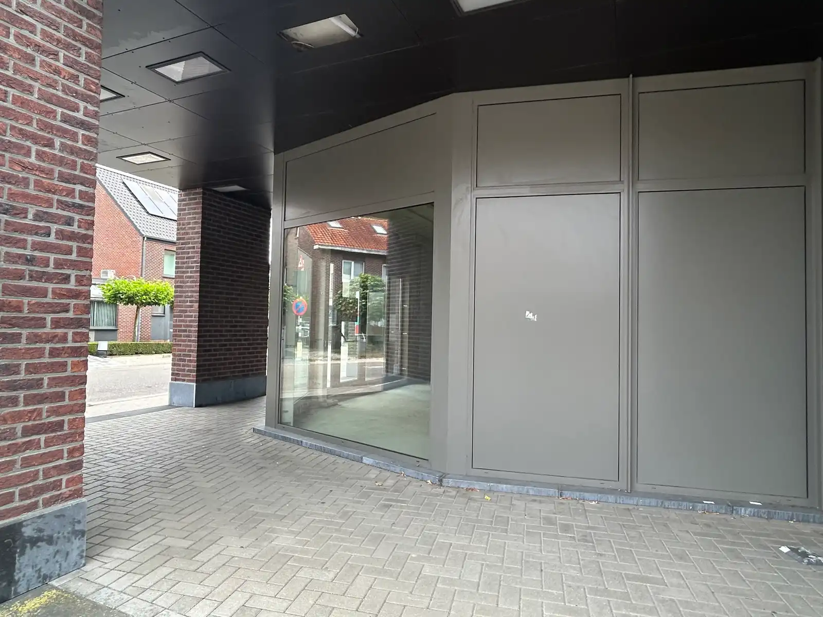Commerciële ruimte te huur foto 2